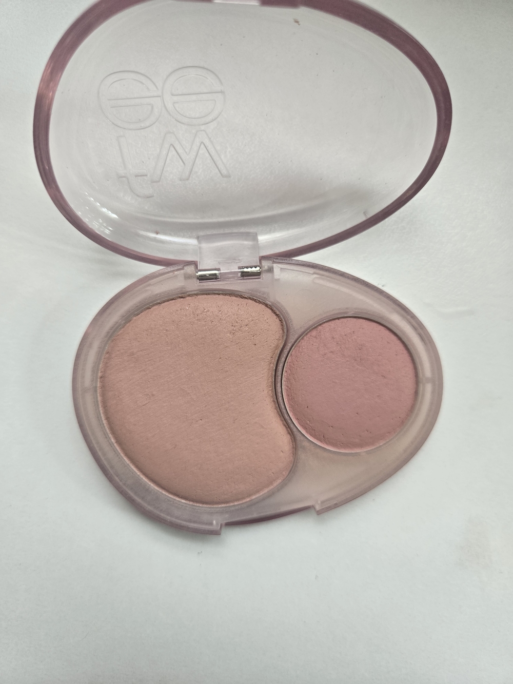 Fwee Dual Pink Blush Compact